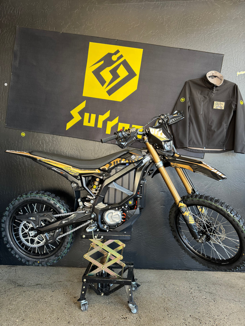 2025 Surron Ultra Bee Off Road 21kw 74 volt 60 amp