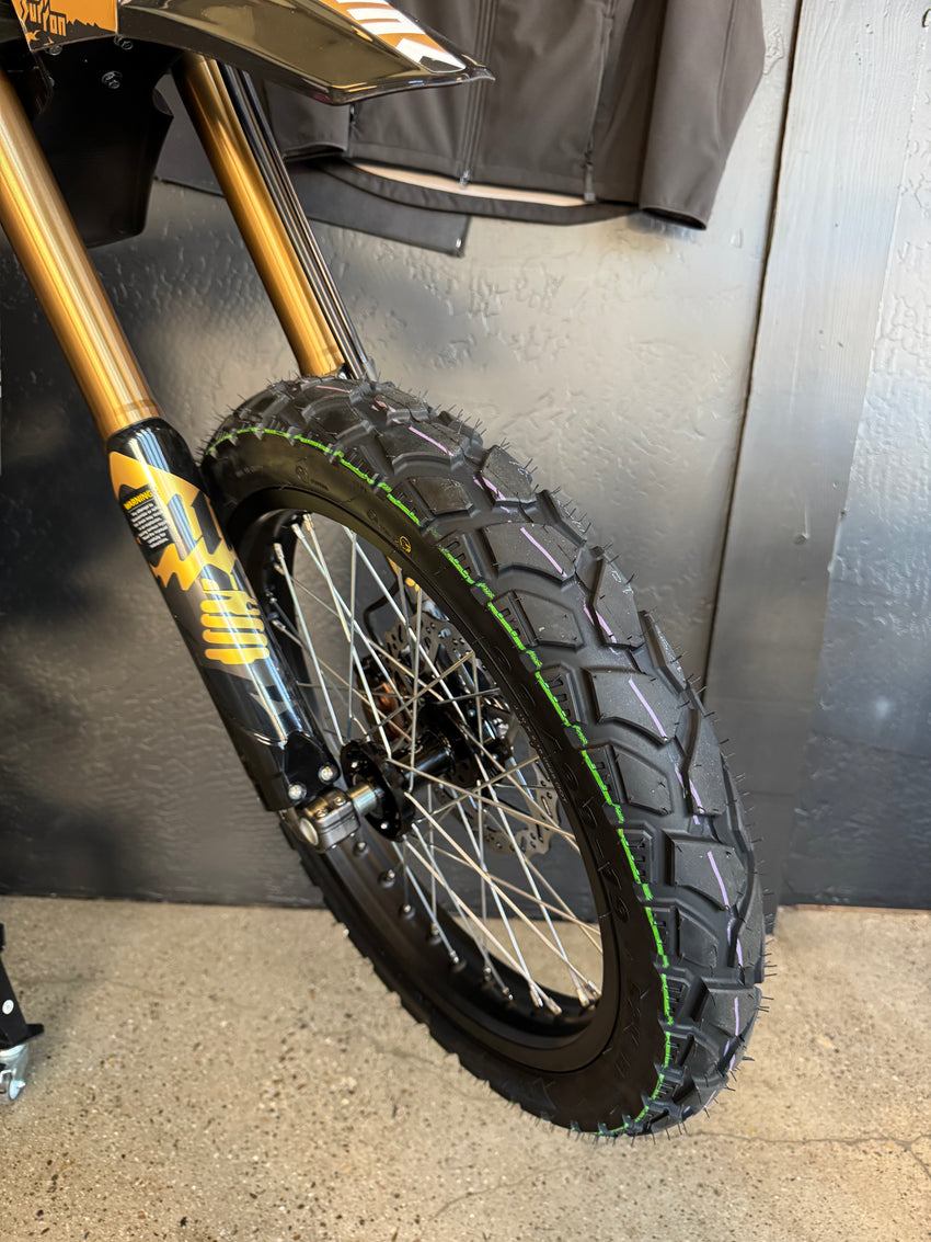 2025 Surron Ultra Bee "DUAL SPORT" 21kw 74 volt 60 amp