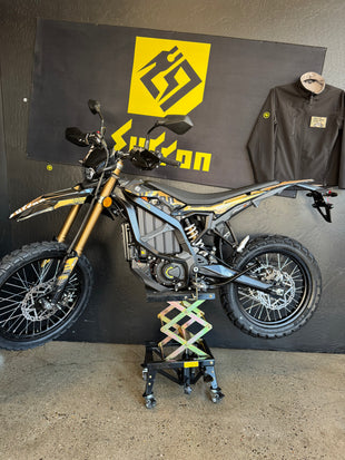 2025 Surron Ultra Bee "DUAL SPORT" 21kw 74 volt 60 amp