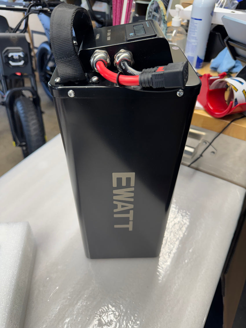 FOR RESALE ONLY:  EWATT 72/63 SURRON LBX Battery and Fast Charger