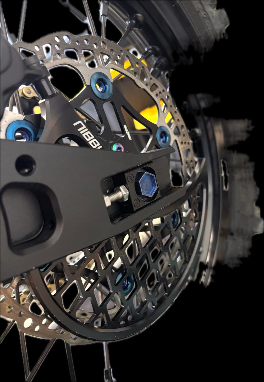 "Pre-Sale" Defiant v3 OEM STOCK Length - Swingarm for Surron LBX by Defiant Emoto