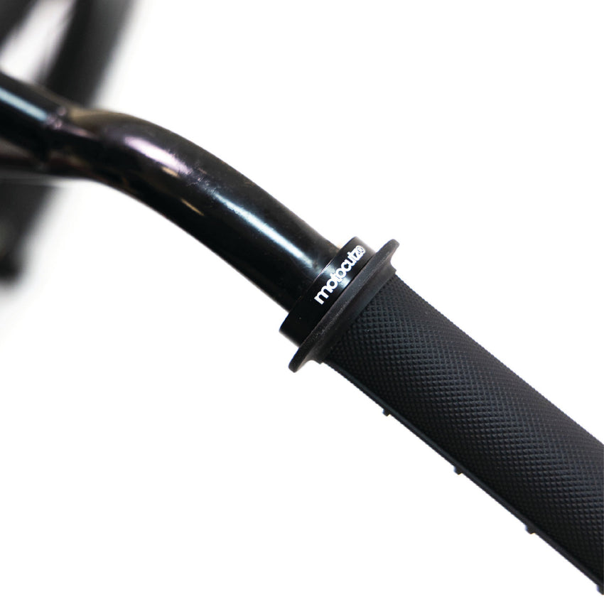 Mid Flange Bolt-On Grips Black